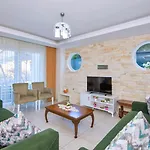 Oludeniz 4 Bedroom Luxury * Fethiye