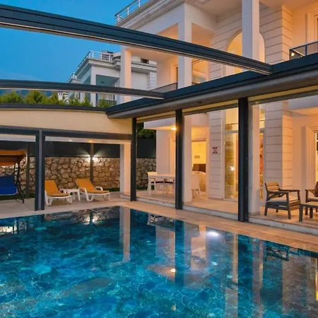 Oludeniz 4 Bedroom Luxury *