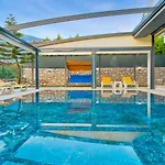 Oludeniz 4 Bedroom Luxury * Fethiye