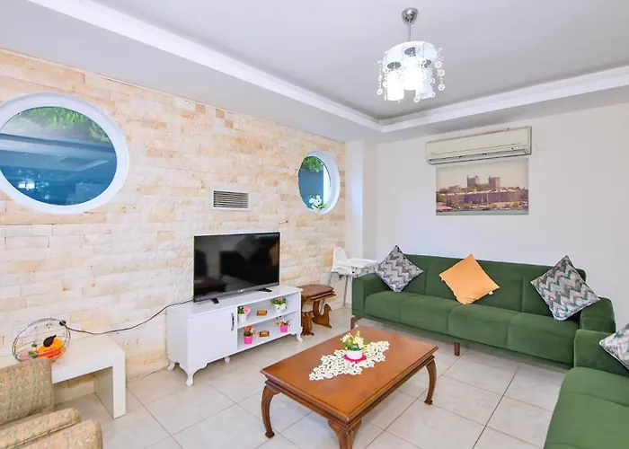 Vila Oludeniz 4 Bedroom Luxury *