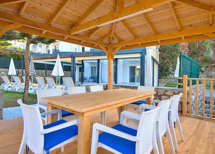 Vila Oludeniz 4 Bedroom Luxury Fethiye